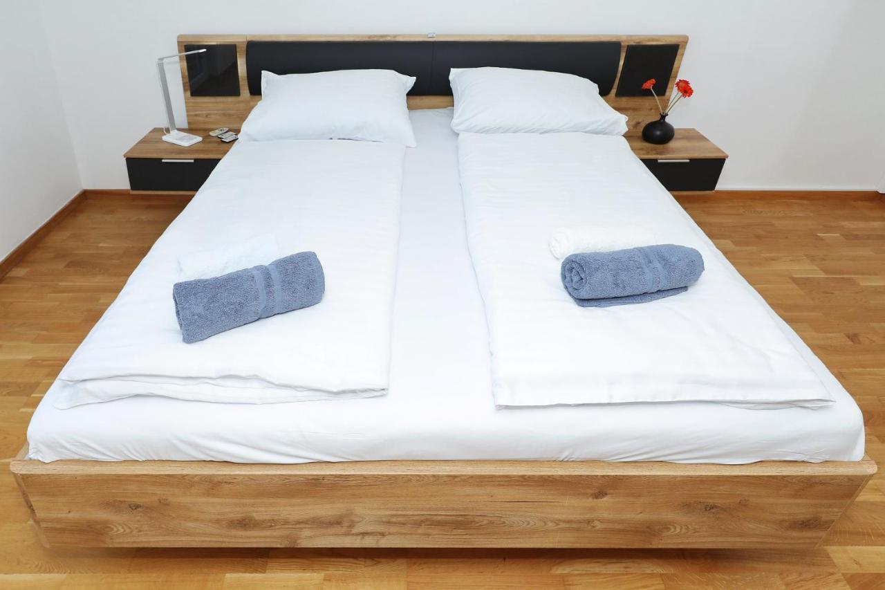 Apartments Oliva Врси Экстерьер фото